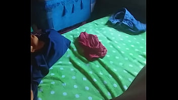 Con mi prima dando duro