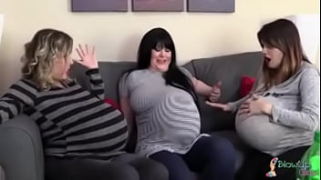 Expansão da barriga causado por refrigerante com mentos