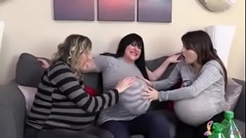 Expansão da barriga causado por refrigerante com mentos