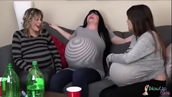 Expansão da barriga causado por refrigerante com mentos