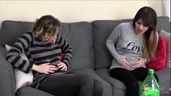 Expansão da barriga causado por refrigerante com mentos