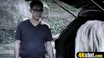 Cute teen gets fucked by her driver instructor guy