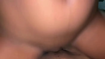 Le saco toda su leche a mi pastrastro