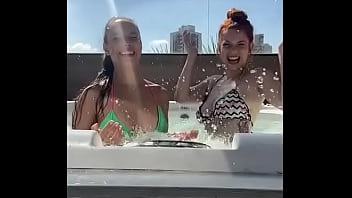 Em um relacionamento sério com esse vídeo venusssmodel