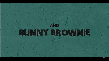 Hardcore lesbian sex parasited girls mind fucked to the extreme with loads of squirt