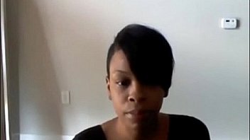 Black girl shakes her huge fat ass on webcam