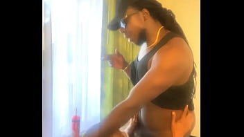 The littyman starburst show litty and star vibing while getting super neck