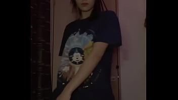 Flash all your cum on her