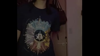 Flash all your cum on her