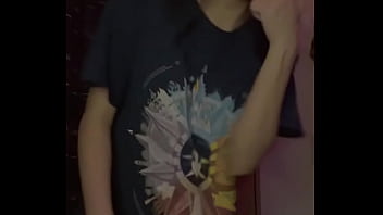 Flash all your cum on her