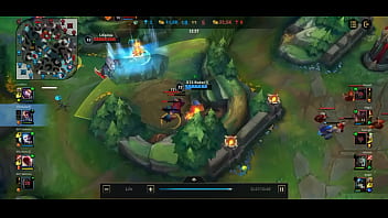 Samurai fazendo 1v3 com safadas Samurai fazendo 1v3 com safadas