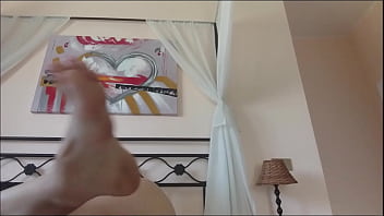 Mistress chantal know how to treat you with her feet