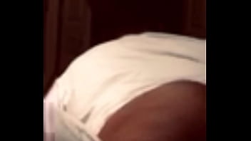 Watch how my ass jiggle