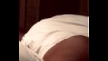 Watch how my ass jiggle