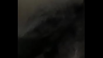 Jovencita jugándose parte 1