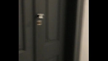 Vadia puta sem vergonha