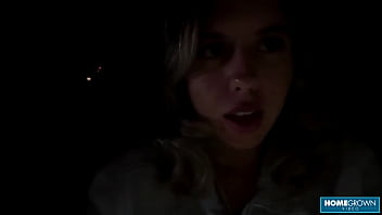 Sexy scarlett taylor gives lover a wild blowjob while driving