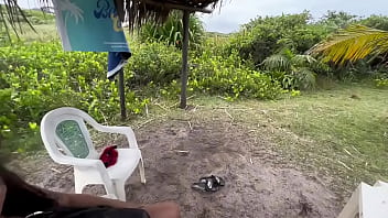 As aventuras dos tarados 5 amigos fazem trilha pelados e fodem no meio do mato