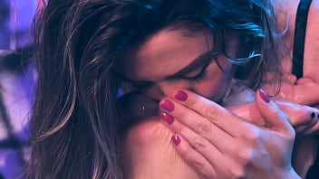 Sluts get hot when their feet are teased with ice