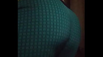 Shaking my ass give me feedback