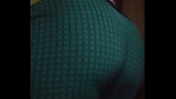 Shaking my ass give me feedback