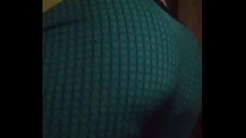 Shaking my ass give me feedback