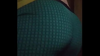 Shaking my ass give me feedback