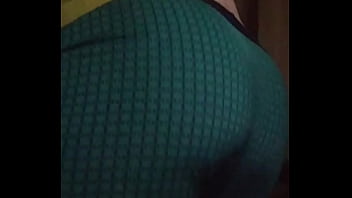 Shaking my ass give me feedback