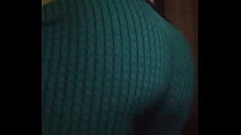 Shaking my ass give me feedback