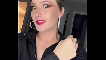 The curls i just can’t stop cutting them off ️what do you think i should do with my hair