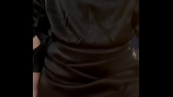 Cerrando rico trato con cliente d e mi marido