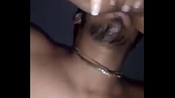 Madura penetrada y follada en una compilación de videos calientes