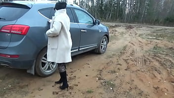 Walk Without Skirt On The Road thumbnail