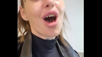 Apres deux jours de folie me voilà de retour a la maison mes avant cela une