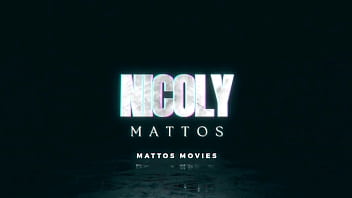 Eu gosto que mete com força no meu cuzinho apertadinho sou uma professorinha putinha