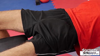 Amateur Bottom Raw Plowed During Workout thumbnail