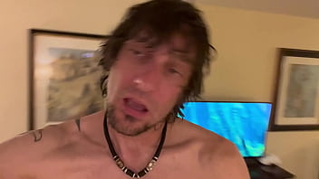 Its a booty booty booty