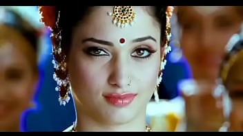Tamanna bhatia lip zoomed