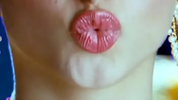 Tamanna bhatia lip zoomed