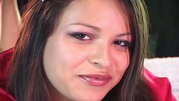 Fountainhead horny babe eats ass gets fucked and squirts