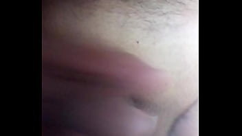 Batendo forte morrendo de tesão