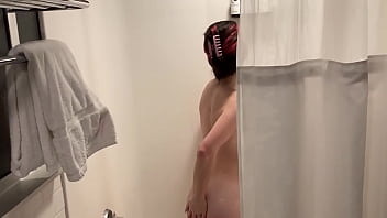 Sexy skinny teen plays with her pussy in the shower