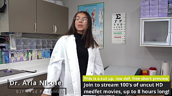 Aria nicole gets foot massage from doctor tampa on beat2feetcom