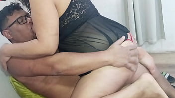 Queria abrirle el culo ami mujer pero se desperto el bebe toma 2