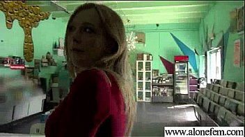 Freak teen amateur girl insert toys in pussy video 06