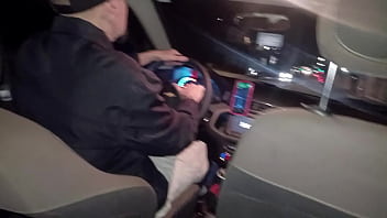 "marido não me come" fui passear de uber sem calcinha e motorista pediu pra ver minha xota vagina