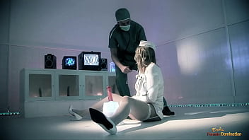 Crazy blonde hottie loves bouncing on her pussy on a big dildo before screwing with two guys in front of another hottie until they get sprayed with warm jizz Crazy blonde hottie loves bouncing on her pussy on a big dildo before screwing with two guys in front of another hottie until they get sprayed with warm jizz