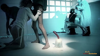 Crazy blonde hottie loves bouncing on her pussy on a big dildo before screwing with two guys in front of another hottie until they get sprayed with warm jizz Crazy blonde hottie loves bouncing on her pussy on a big dildo before screwing with two guys in front of another hottie until they get sprayed with warm jizz
