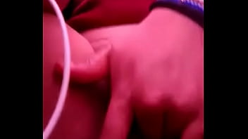 Rica puta se manosea para mi