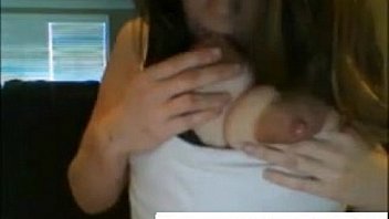 Damn those sweet nipples on huge shaking titties will drive you crazy